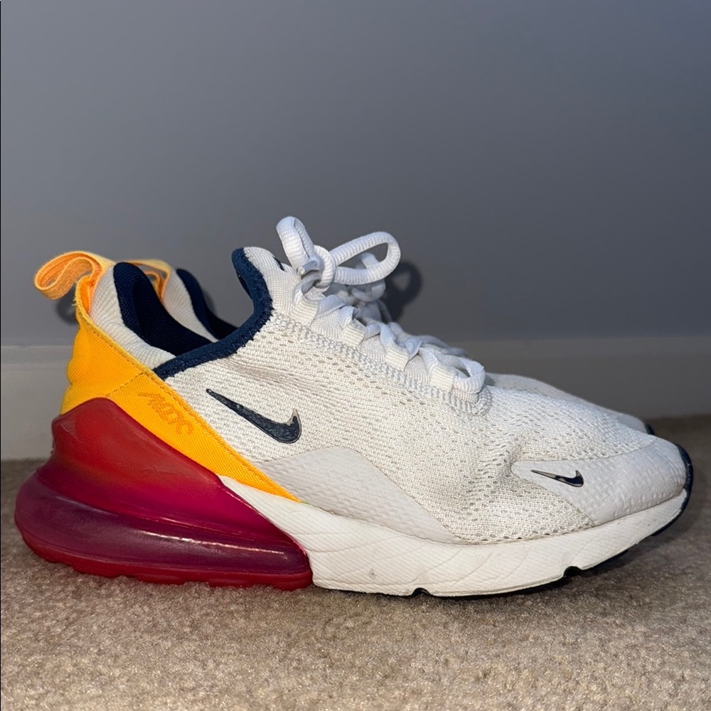 Nike AirMax270 - Women’s